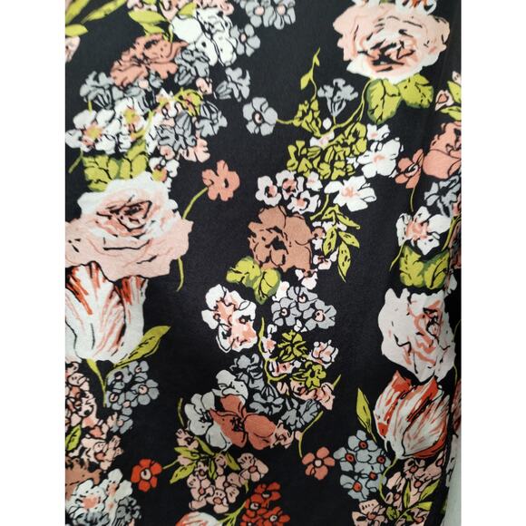 Equipment Femme Women's Size XS/TP Silk Black Floral Long Sleeve Button Up Shirt - Picture 3 of 7